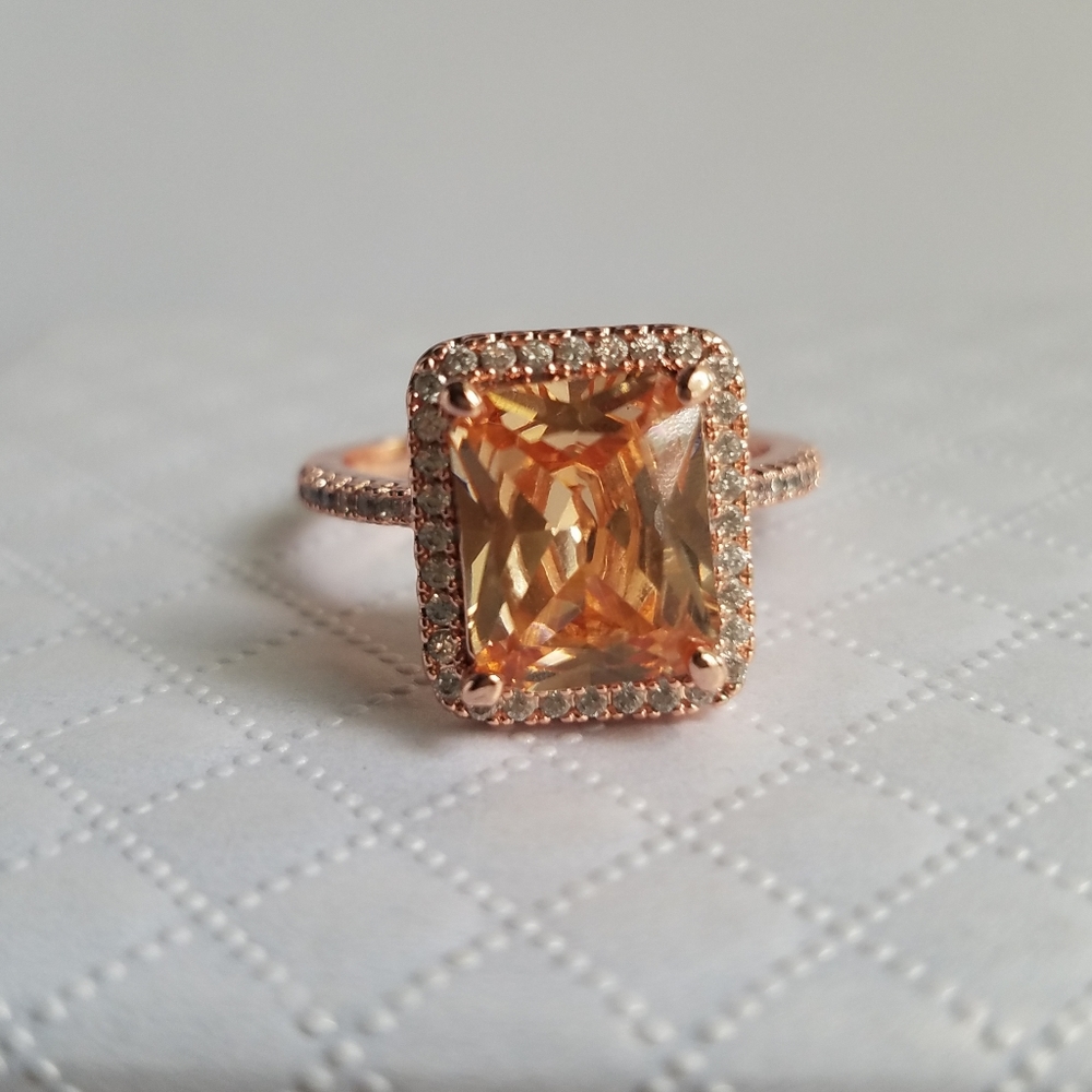 Swarovski Elements Rose Gold Solitaire Ring New - image 8